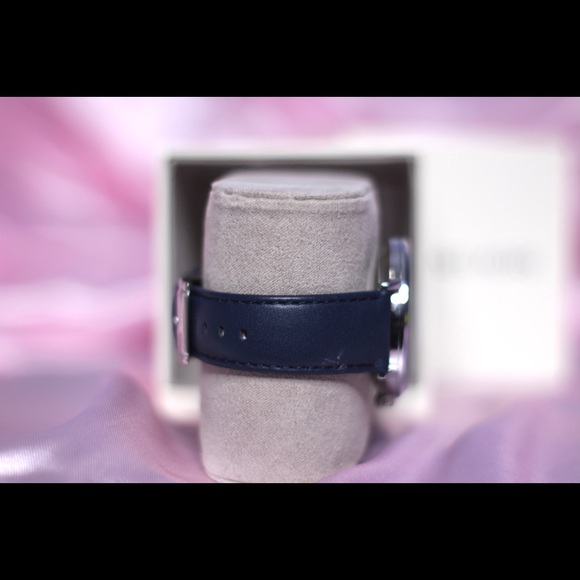 Navy blue leather Michael kors watch - Picture 5 of 6